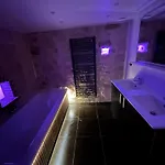 La Maison Du Village Дом отдыха *
