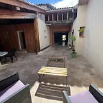 Дом отдыха La Maison Du Village