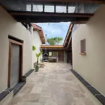 La Maison Du Village