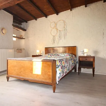 La Maison Du Village Сasa de vacaciones *