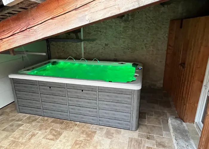 La Maison Du Village Vakantiehuis *